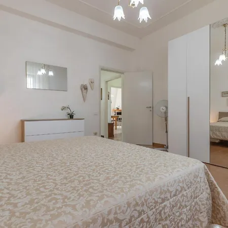 Italian Experience- Il Colle Sul Mare Apartment Montarice
