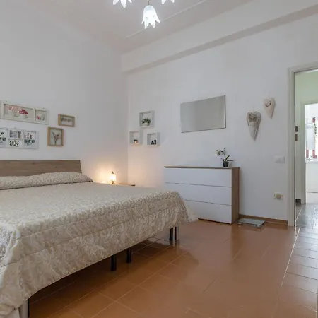 Italian Experience- Il Colle Sul Mare Apartment