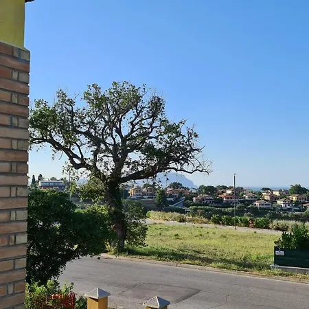 Italian Experience- Il Colle Sul Mare Apartamento *